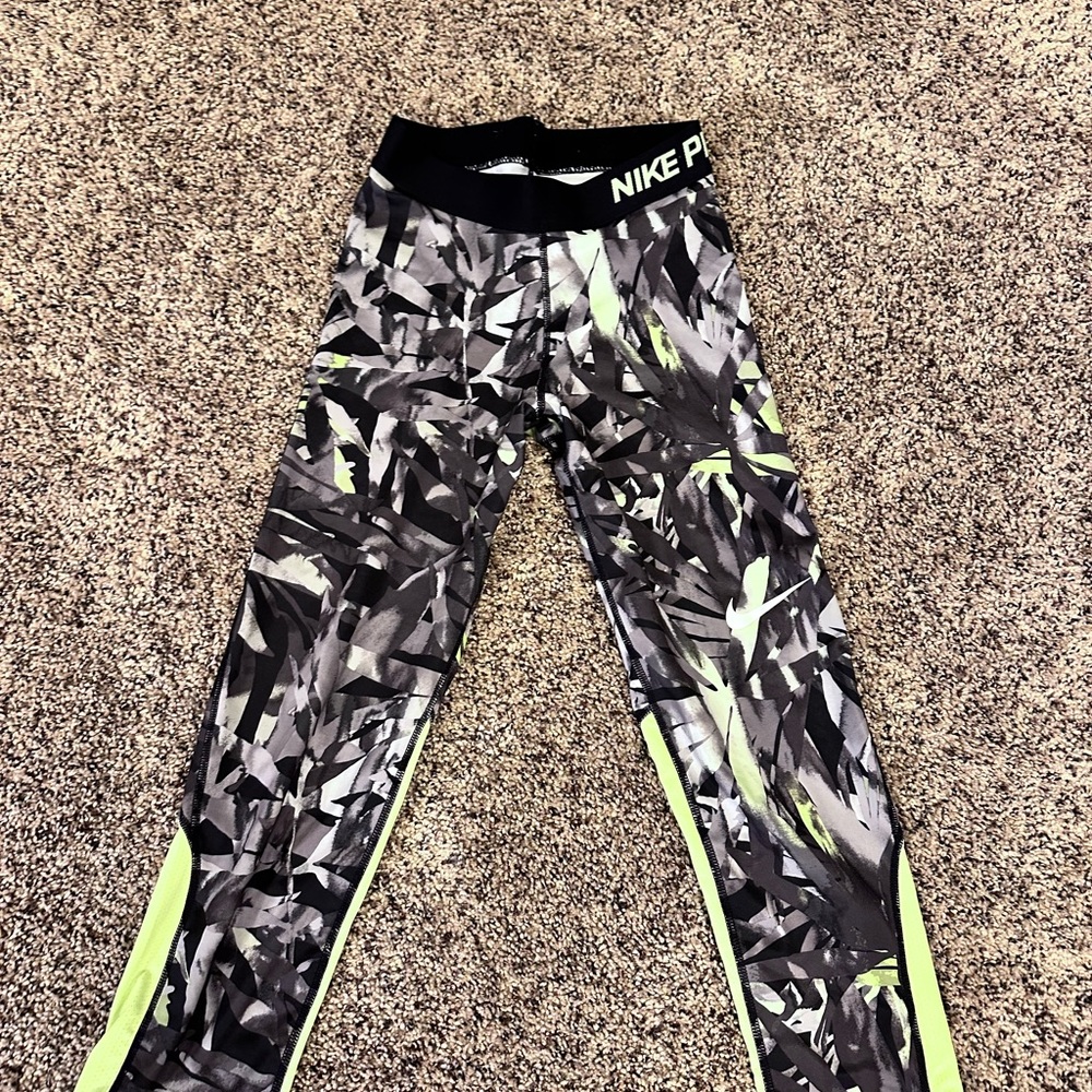 Nike Brand Bundle - Picture 8 of 8